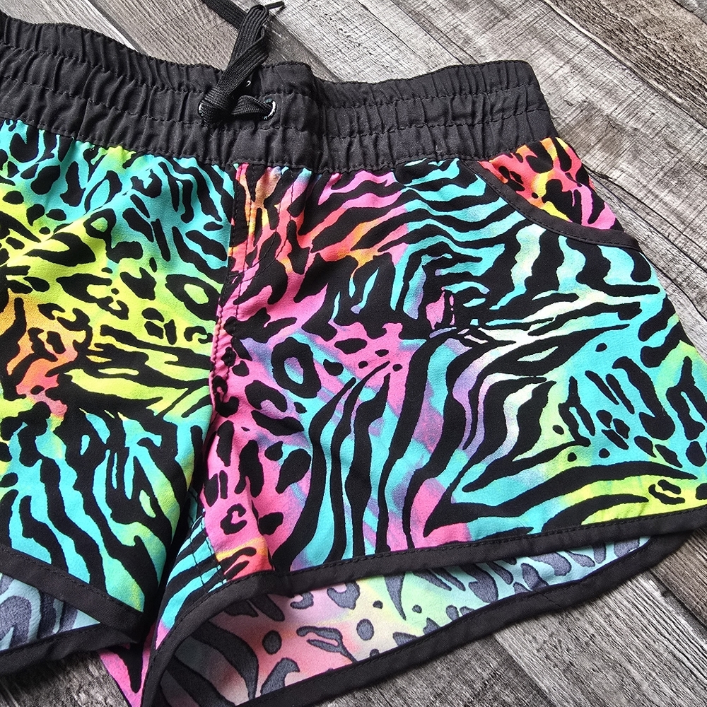 M4EO Made For Each Other Multicolor Zebra Fluorescent Summer Shorts Womens Med - Picture 3 of 9